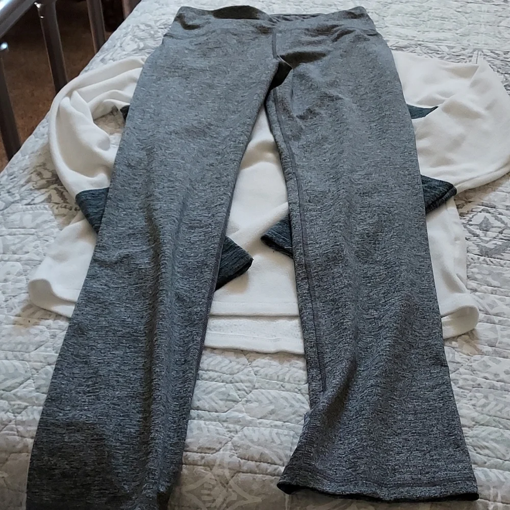 Jogging set - Picture 2 of 5
